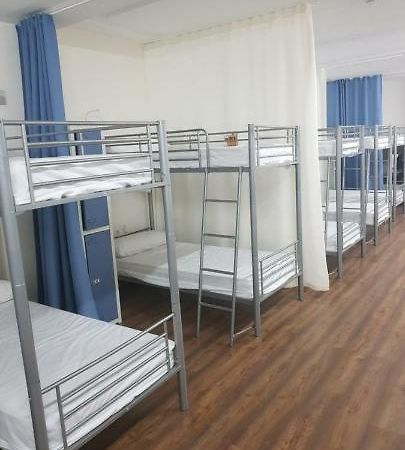 Albergue Turistico La Peregrina اوفيدو المظهر الخارجي الصورة